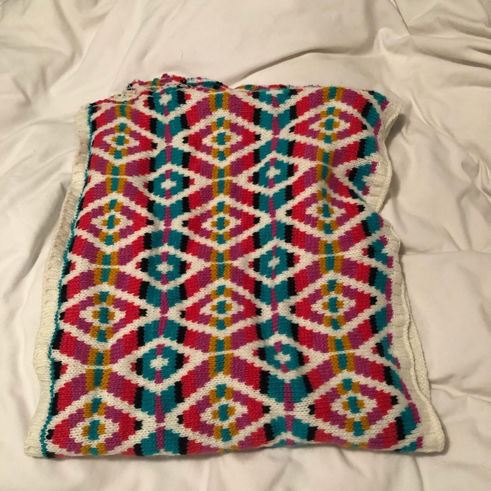 Infinity scarf! - Picture 3 of 3